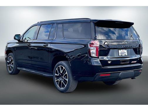 2024 Chevrolet Suburban RST