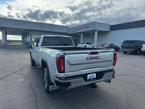 2023 GMC Sierra 3500 SLT