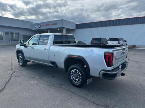 2023 GMC Sierra 3500 SLT