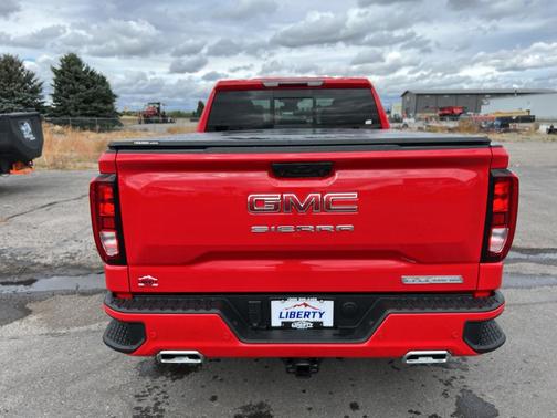2025 GMC Sierra 1500 Elevation