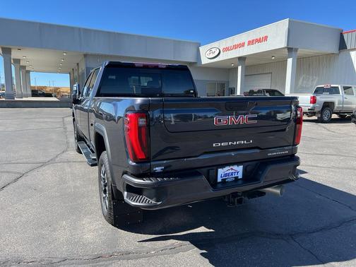 2025 GMC Sierra 3500 Denali