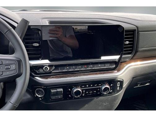 Onyx Black 2026 GMC Sierra 1500 SLE
