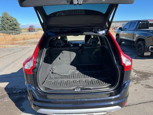 2017 Volvo XC60 T6 Dynamic