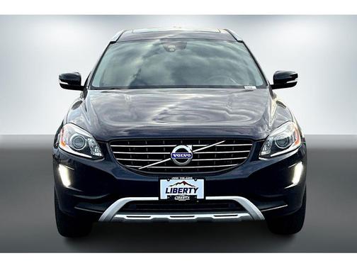 2017 Volvo XC60 T6 Dynamic
