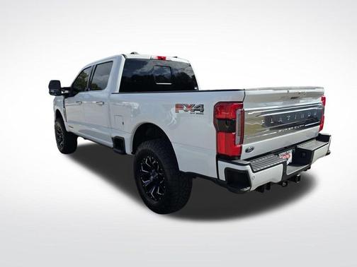 2025 Ford F-250 PLATINUM