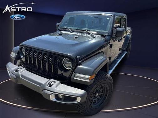 Black Clearcoat 2022 Jeep Gladiator SPORT