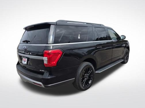 AGATE BLACK METALLIC 2022 Ford Expedition XLT