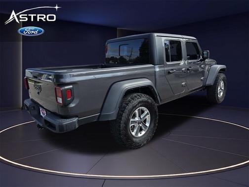 Granite Crystal Clearcoat Metallic 2024 Jeep Gladiator SPORT
