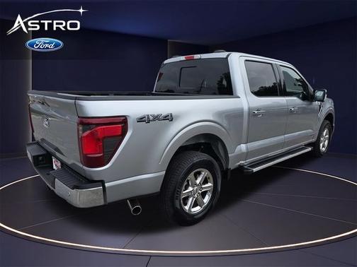 ICONIC SILVER METALLIC 2024 Ford F-150 XLT