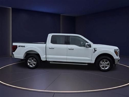 OXFORD WHITE 2025 Ford F-150 LARIAT