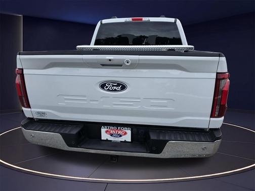OXFORD WHITE 2025 Ford F-150 LARIAT
