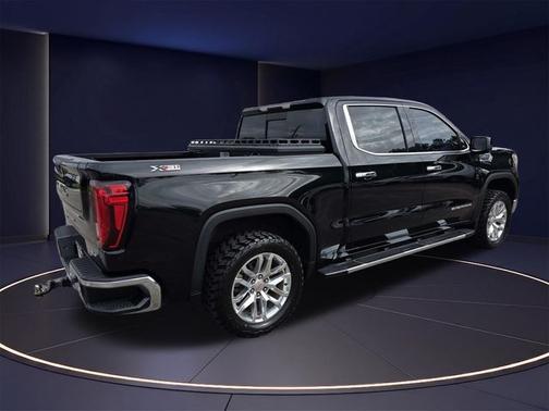 Onyx Black 2021 GMC Sierra 1500 SLT