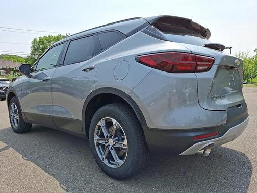Sterling Gray Metallic 2023 Chevrolet Blazer 2LT