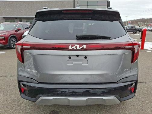 Steel Gray 2024 Kia Seltos S