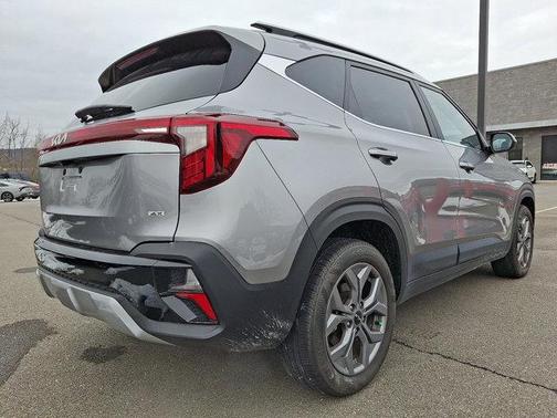 Steel Gray 2024 Kia Seltos S