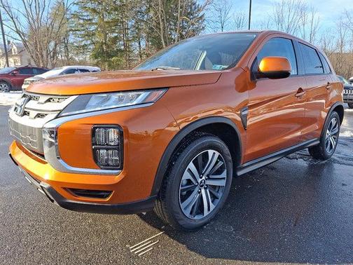 Labrador Black Pearl 2024 Mitsubishi Outlander Sport S