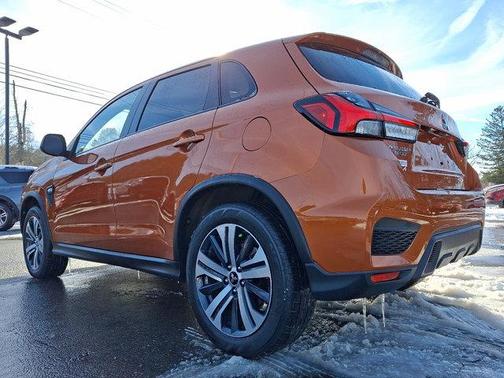 Labrador Black Pearl 2024 Mitsubishi Outlander Sport S