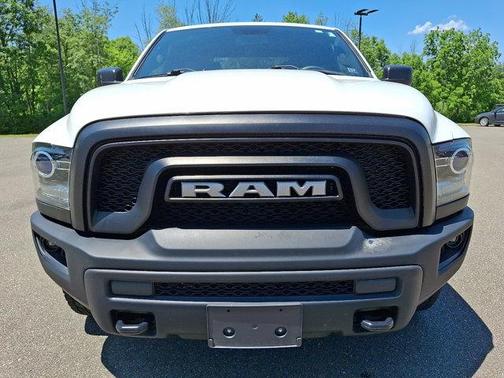 Bright White Clearcoat 2021 RAM 1500 Classic SLT