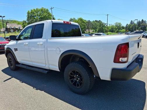 Bright White Clearcoat 2021 RAM 1500 Classic SLT
