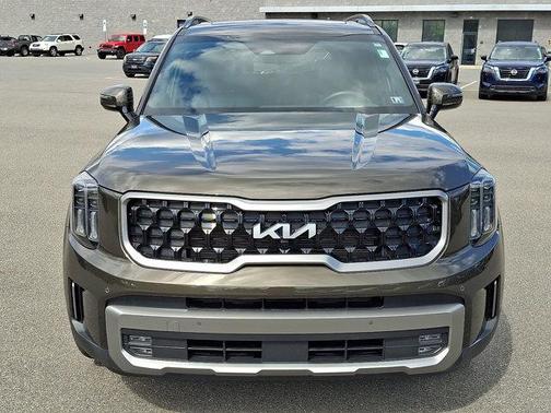 Dark Moss 2023 Kia Telluride SX