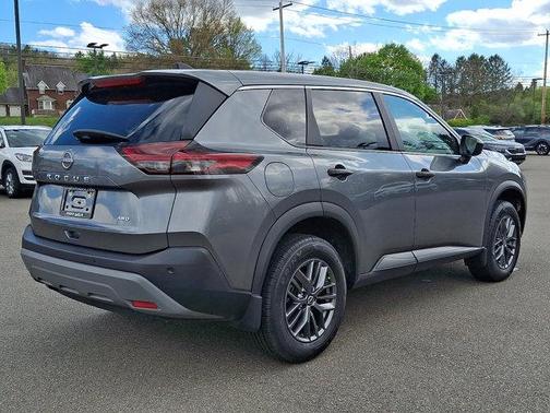 Gun Metallic 2023 Nissan Rogue S