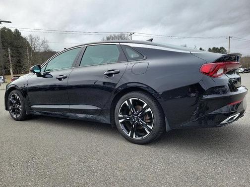 Ebony Black 2022 Kia K5 GT-Line