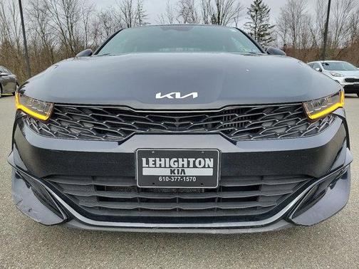 Ebony Black 2022 Kia K5 GT-Line