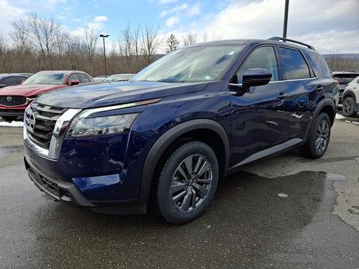 Deep Ocean Blue 2025 Nissan Pathfinder SV