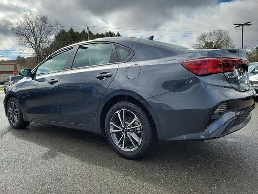 Gravity Gray 2023 Kia Forte LXS