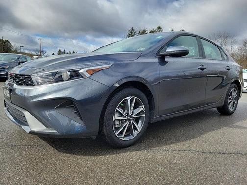 Gravity Gray 2023 Kia Forte LXS