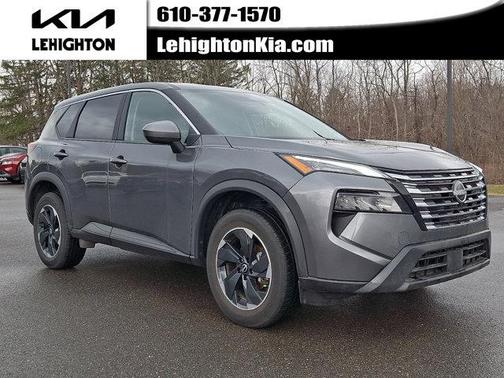 Gun Metallic 2025 Nissan Rogue SV