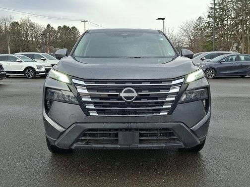 Gun Metallic 2025 Nissan Rogue SV