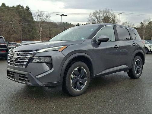 Gun Metallic 2025 Nissan Rogue SV