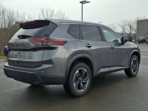 Gun Metallic 2025 Nissan Rogue SV