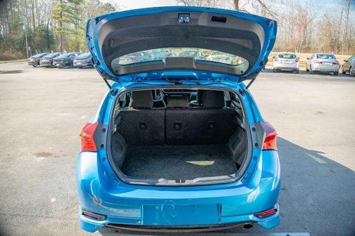 2016 Scion iM Base