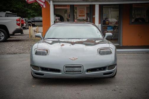 2001 Chevrolet Corvette Base