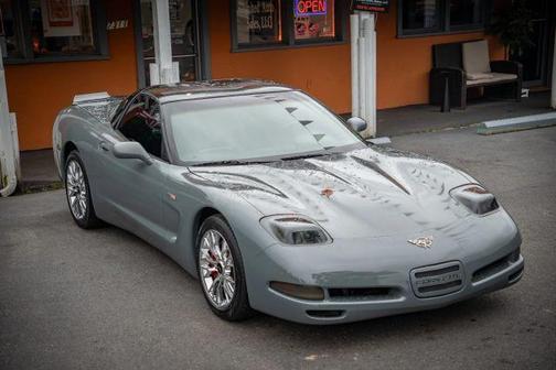 2001 Chevrolet Corvette Base