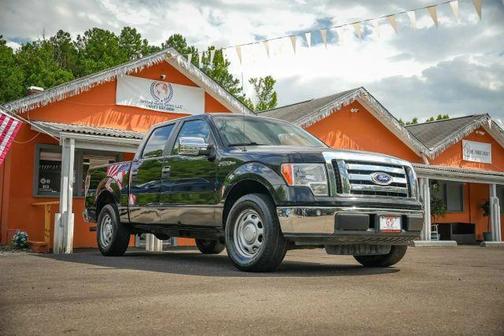Black 2010 Ford F-150 XLT SuperCrew