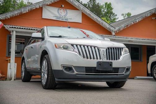 Silver 2011 Lincoln MKX Base