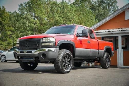 2005 GMC Sierra 2500 WT