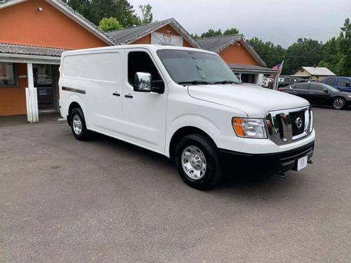 2021 Nissan NV Cargo NV3500 HD SV V8
