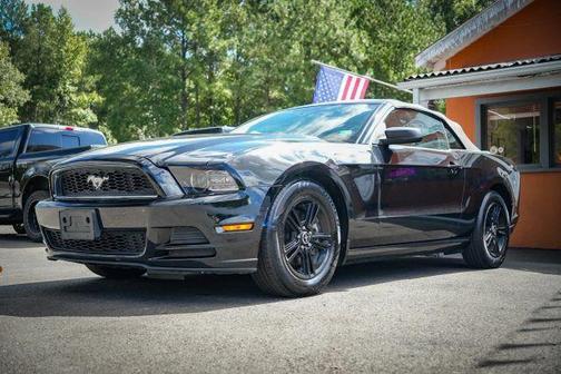 2014 Ford Mustang V6