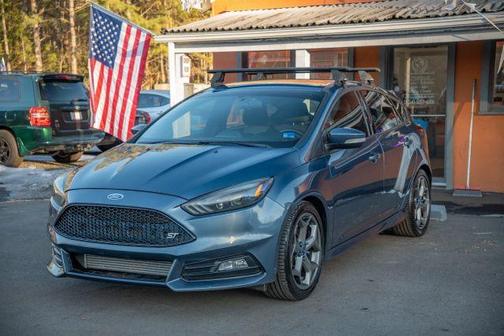 2018 Ford Focus ST Base