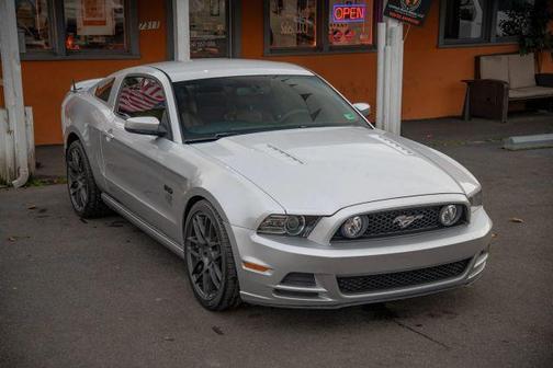 2013 Ford Mustang GT Premium