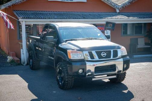 2009 Nissan Titan SE King Cab