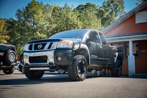 2009 Nissan Titan SE King Cab