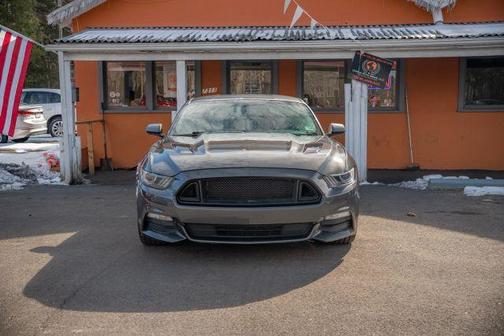 2016 Ford Mustang V6