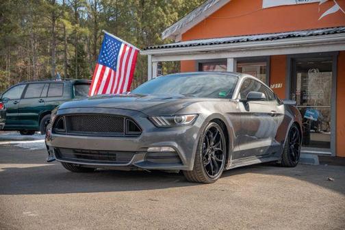 2016 Ford Mustang V6