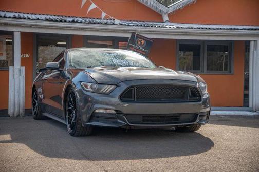 2016 Ford Mustang V6