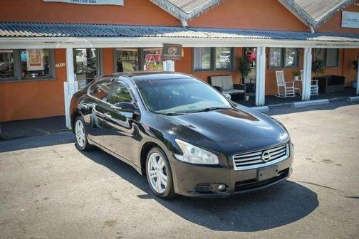 Super Black 2014 Nissan Maxima SV